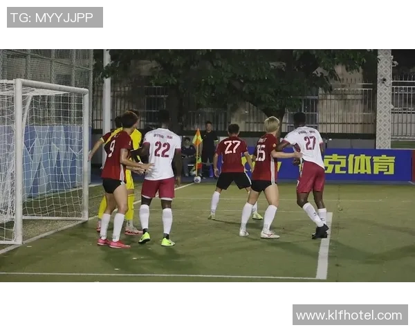 足球巨星风采尽显精彩瞬间珍藏影集